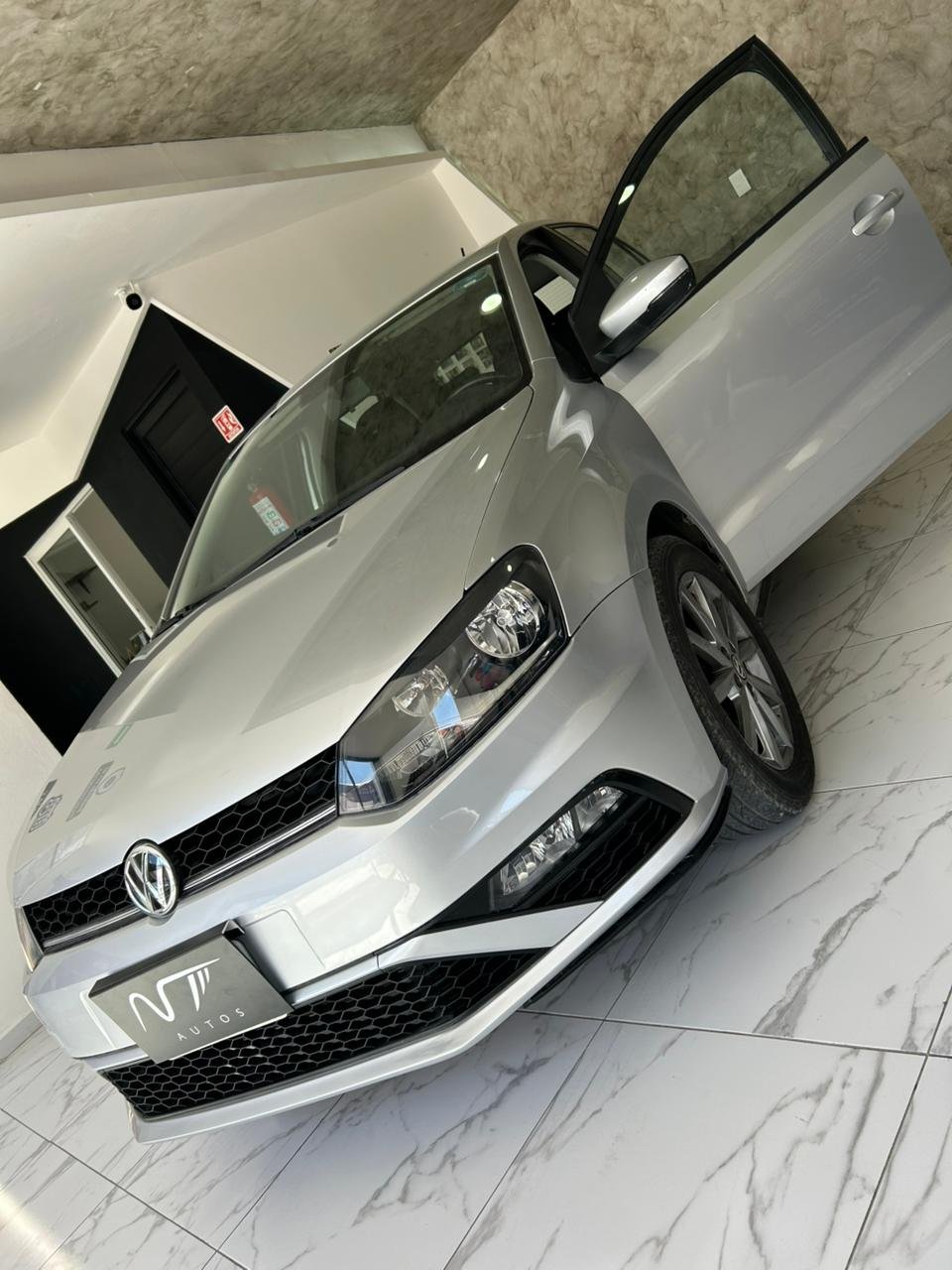 POLO - Image 3